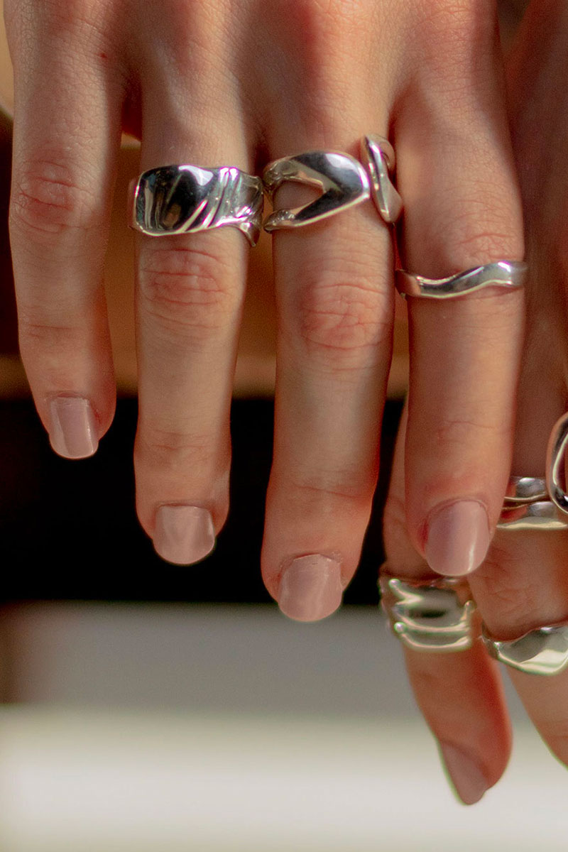 NOOTRE-DAAME-Slideshow-Handz-Mobile